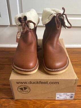Women’s Duckfeet Arhus Boots in "Nut"; New With Tags/Box